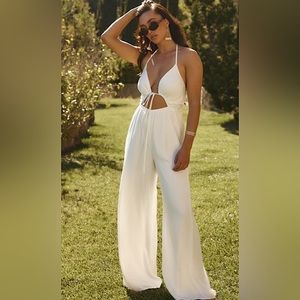 AUGUSTINE WHITE HALTER JUMPSUIT -Small -Never worn *